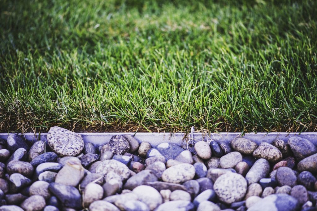 Grass Barriers: Is All Metal Landscape Edging the Same?