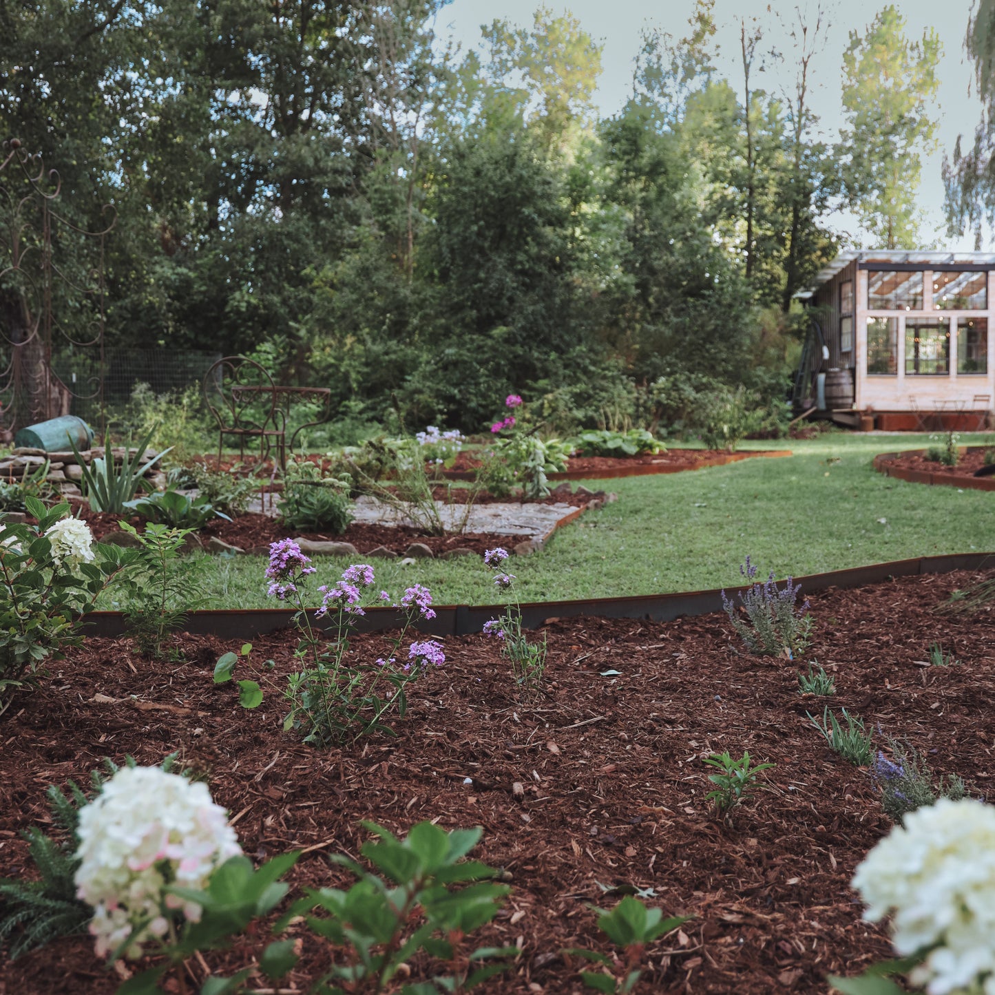 Hammer-In Landscape Edging - Cor-Ten Steel - 4ft Strips - Plus Connector Clips