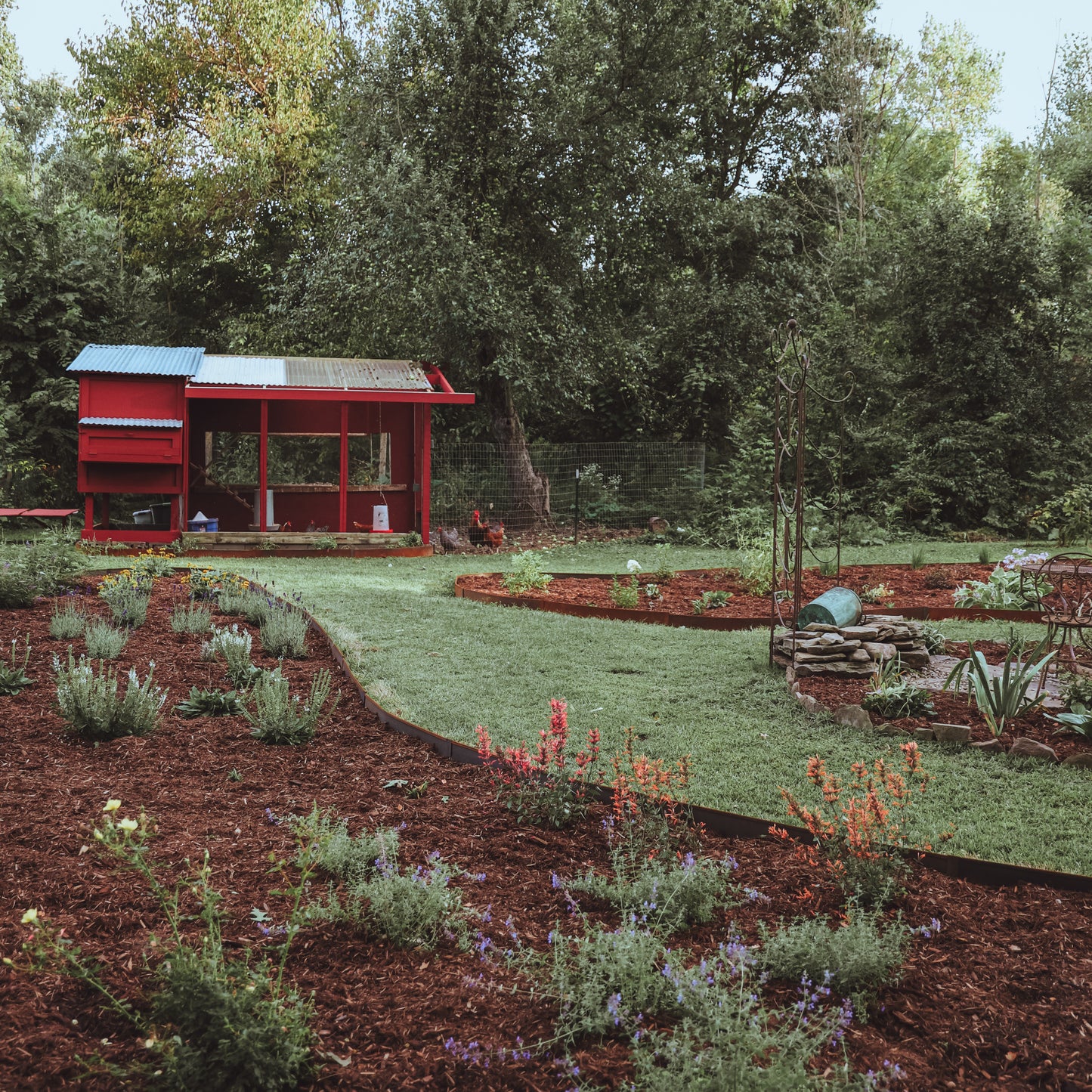 Hammer-In Landscape Edging - Cor-Ten Steel - 4ft Strips - Plus Connector Clips