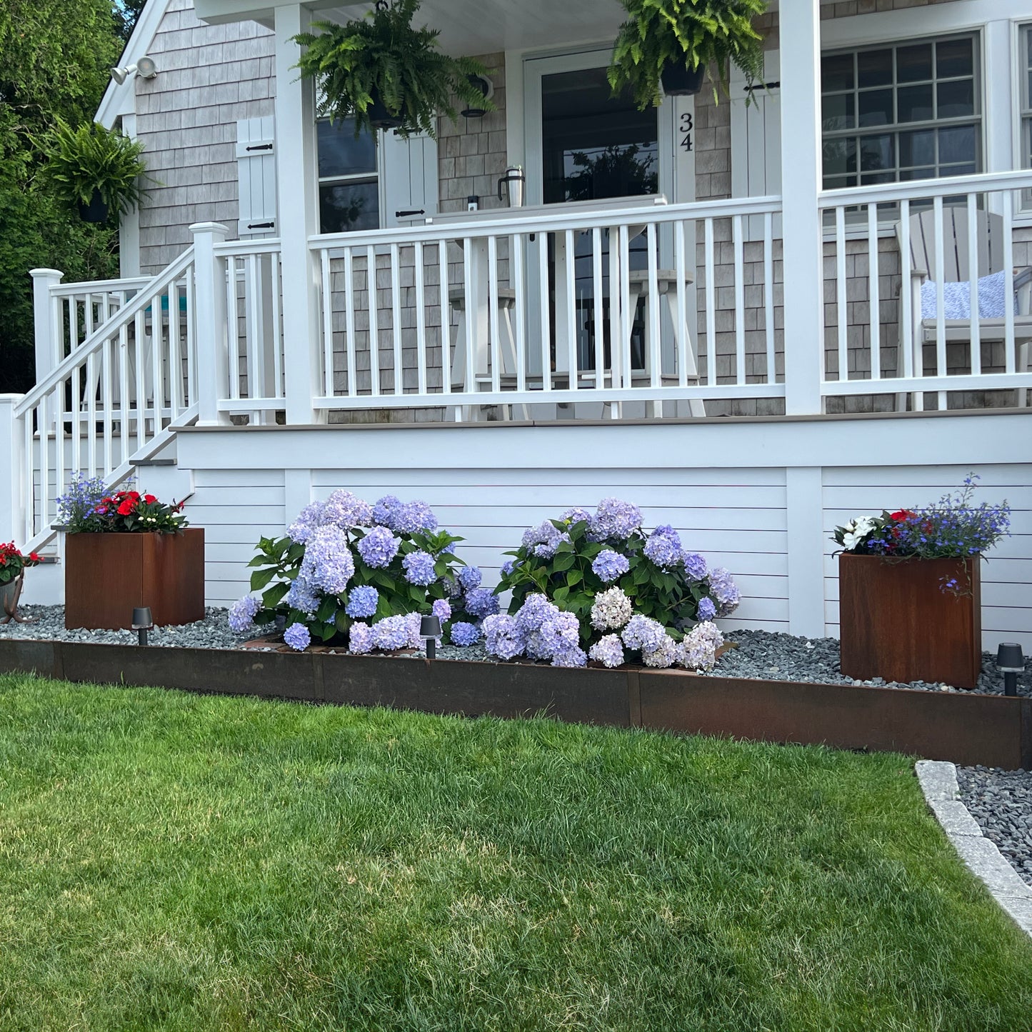 Steel Planter Box (18" L x 18" W x 18" H)